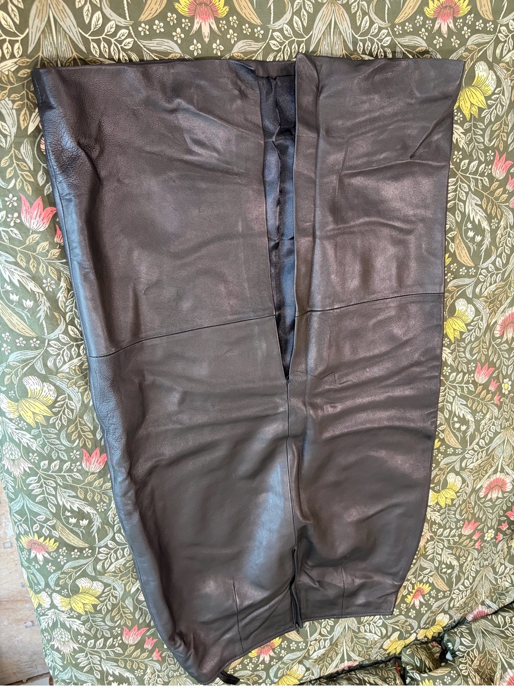 Women's Black Leather skirt
